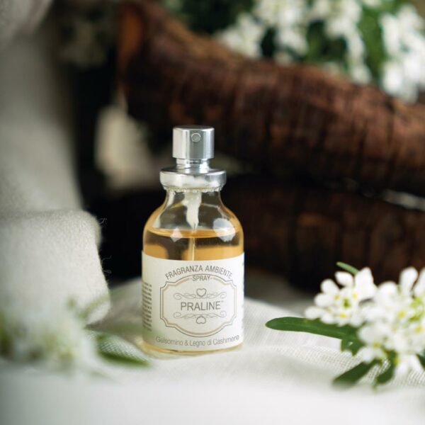 Fragranza spray Gelsomino e Legno di Cashmere 250 ml