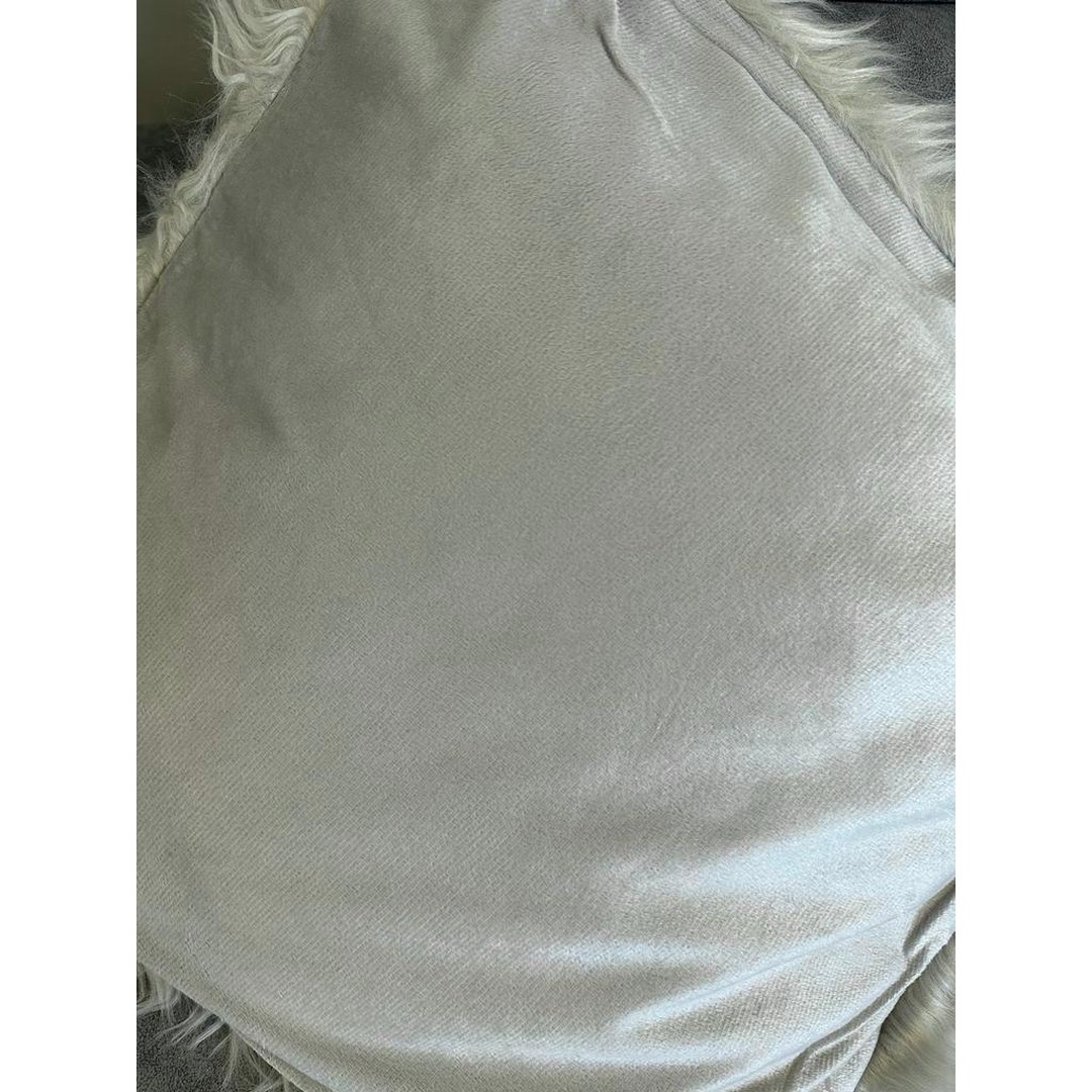 Fodera pelosa per cuscino arredo grigia - immagine 4