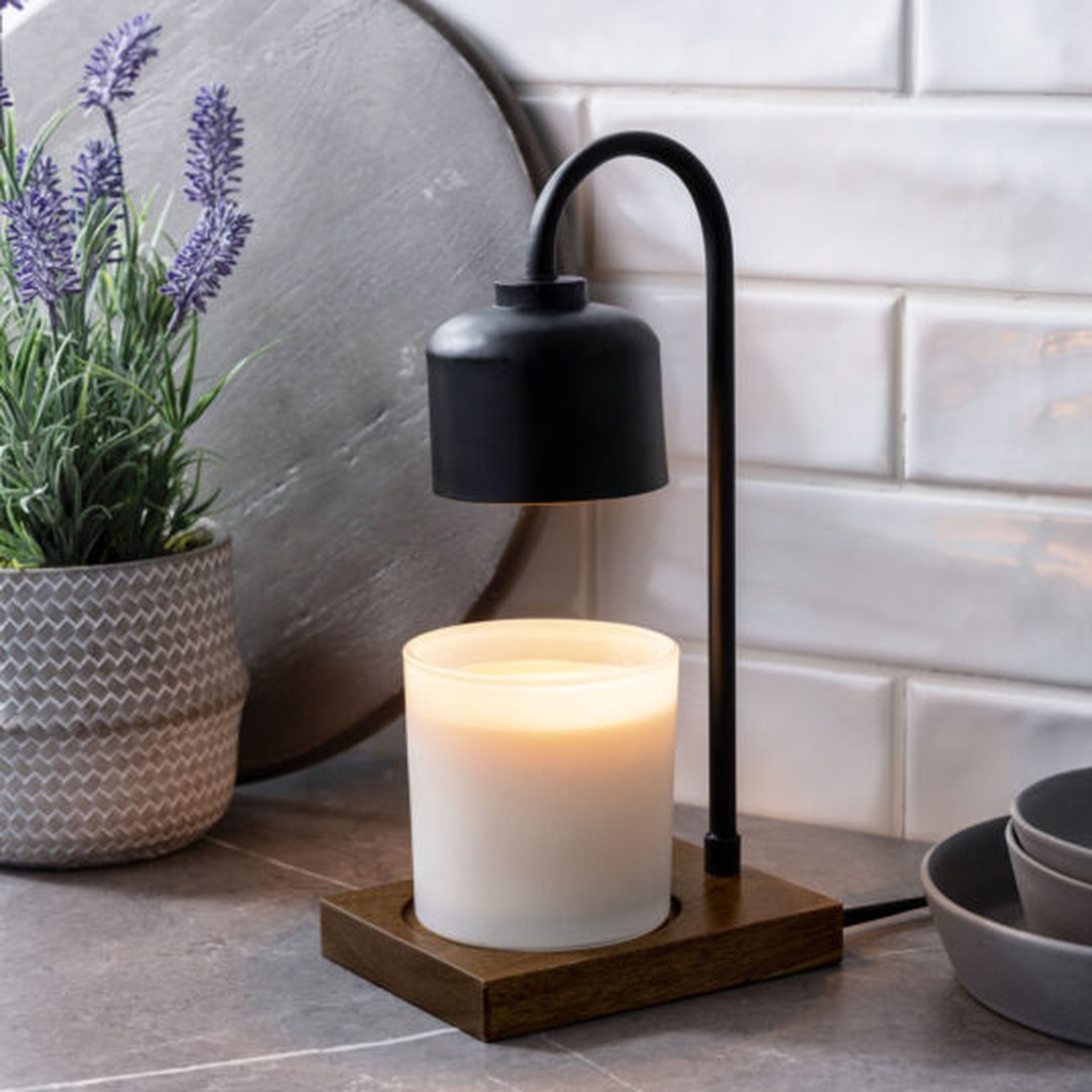 Lampada arco nera con diffusore per cere e candele