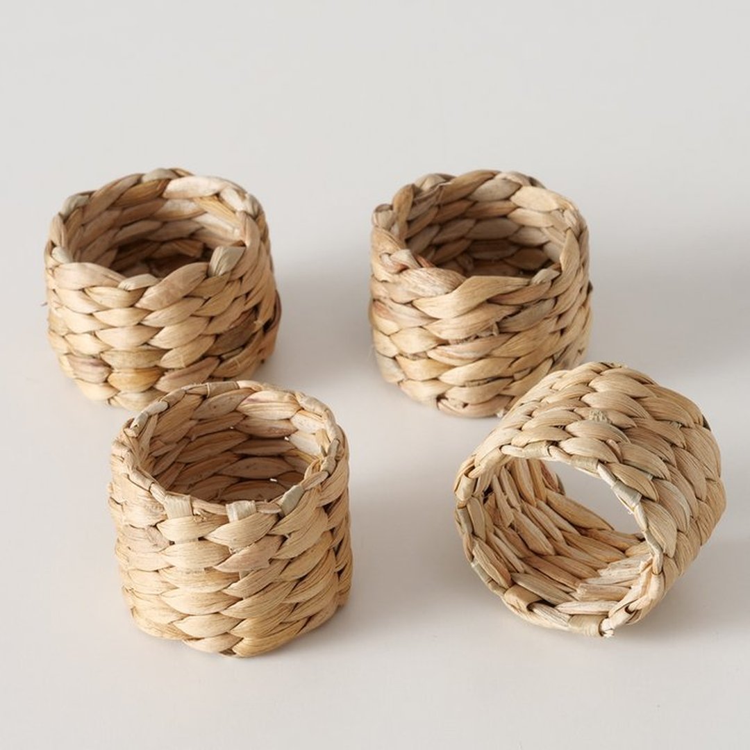 Quattro portatovaglioli in rattan - immagine 2
