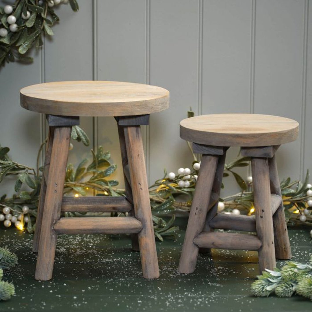 Sgabello in legno tondo piccolo - immagine 2
