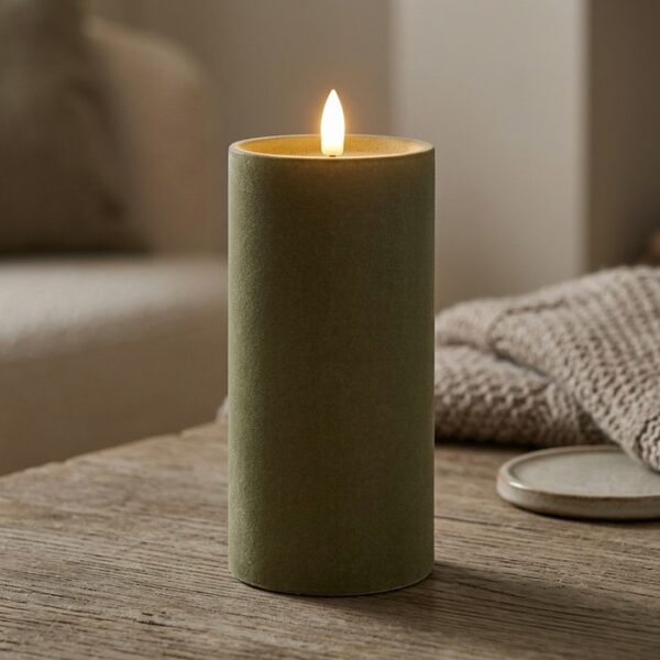 Candela a led Velvet verde 17,5 cm